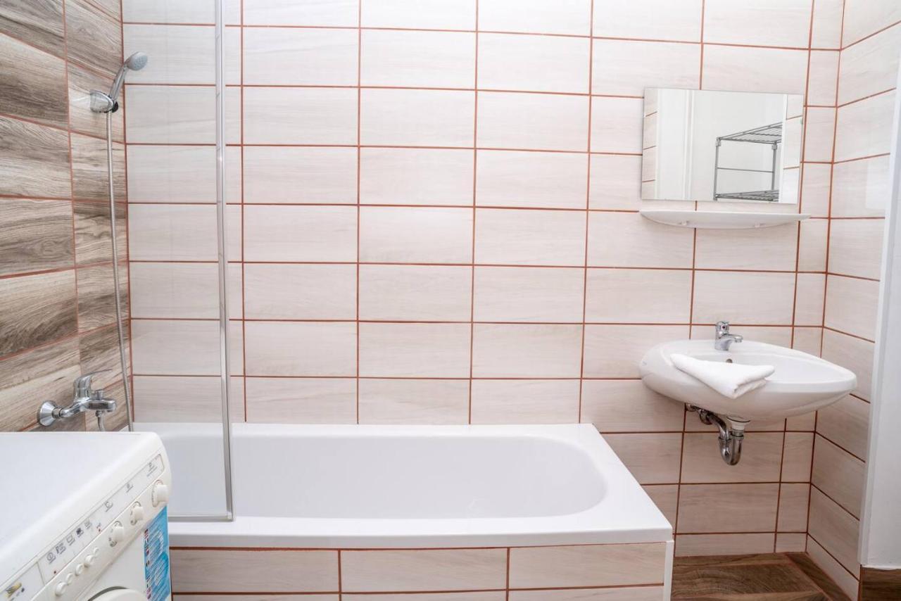 Central And Large Ac Home Away From Home Budapeszt Zewnętrze zdjęcie