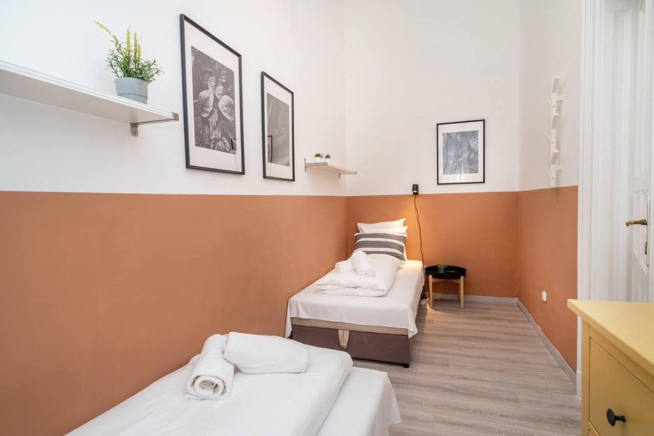 Central And Large Ac Home Away From Home Budapeszt Zewnętrze zdjęcie
